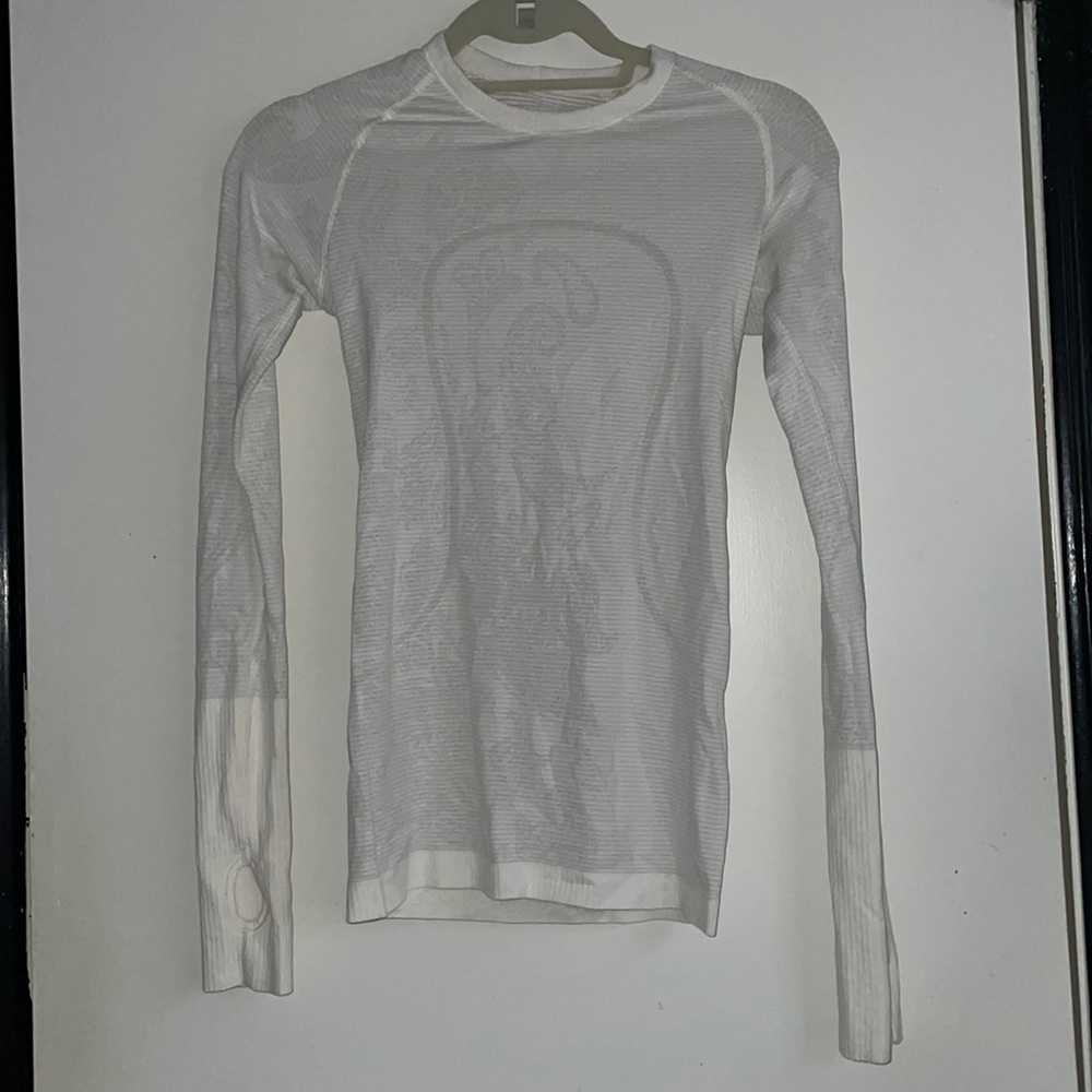 Lululemon Swifty Tech